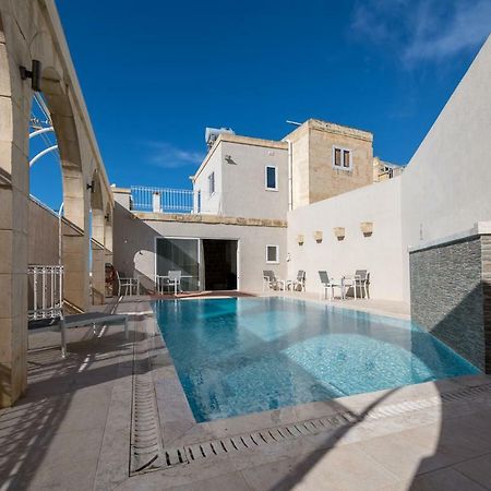 Zeppi'S Luxury Holiday Farmhouse With Private Pool Gharb  Luaran gambar