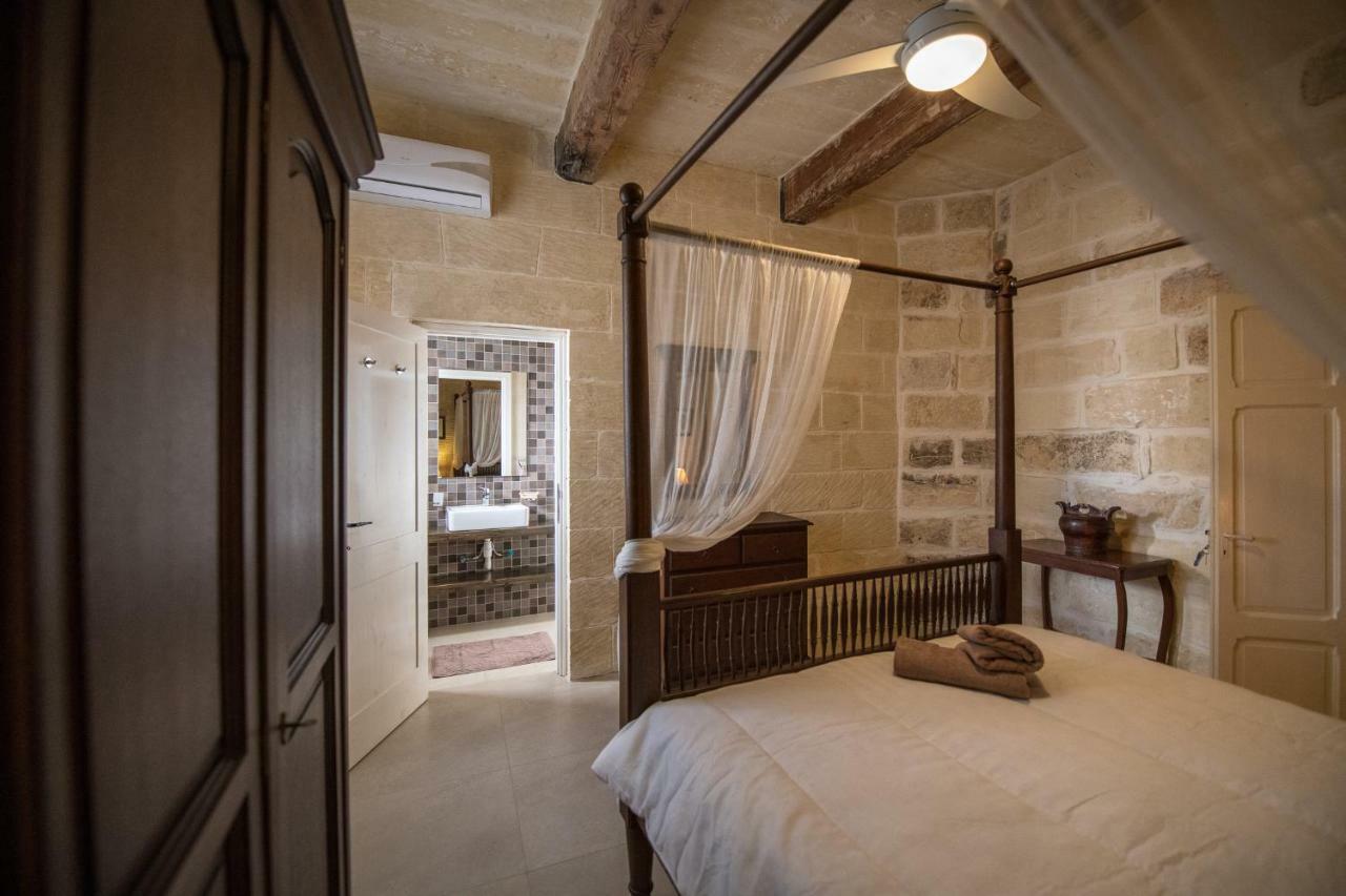 Zeppi'S Luxury Holiday Farmhouse With Private Pool Gharb  Luaran gambar