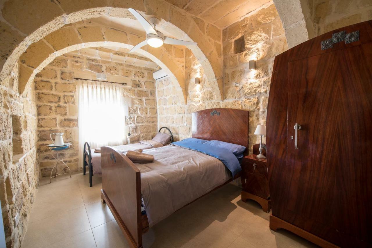 Zeppi'S Luxury Holiday Farmhouse With Private Pool Gharb  Luaran gambar