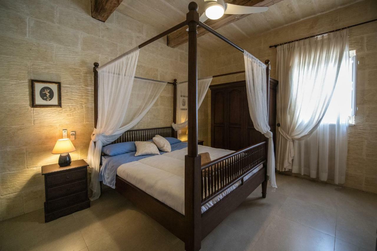 Zeppi'S Luxury Holiday Farmhouse With Private Pool Gharb  Luaran gambar